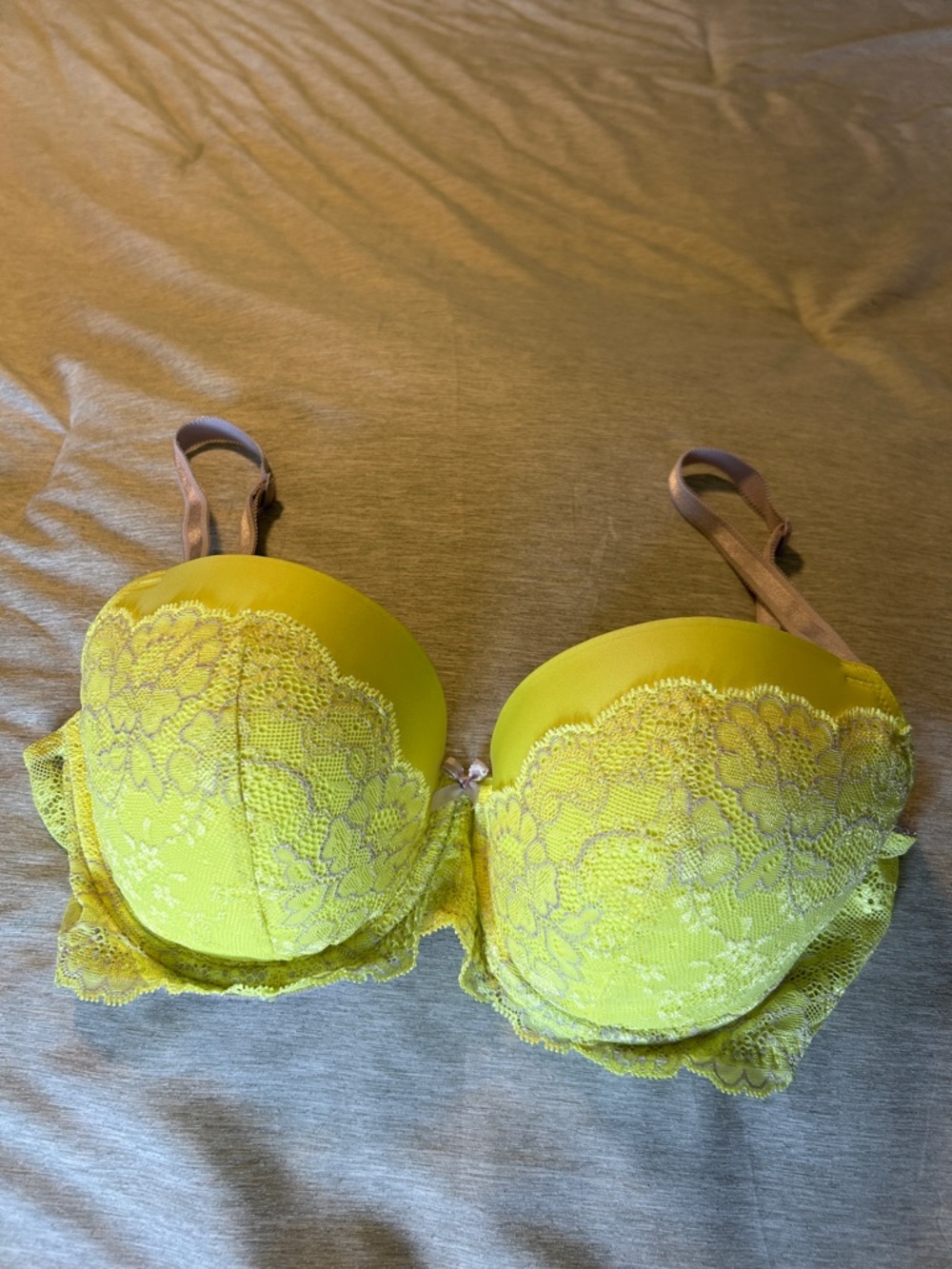 Yellow Lace Push-Up Bra with Adjustable Straps